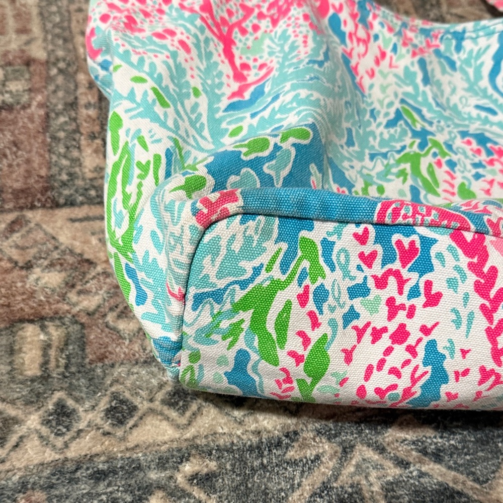 Lilly Pulitzer tote - Picture 5 of 9